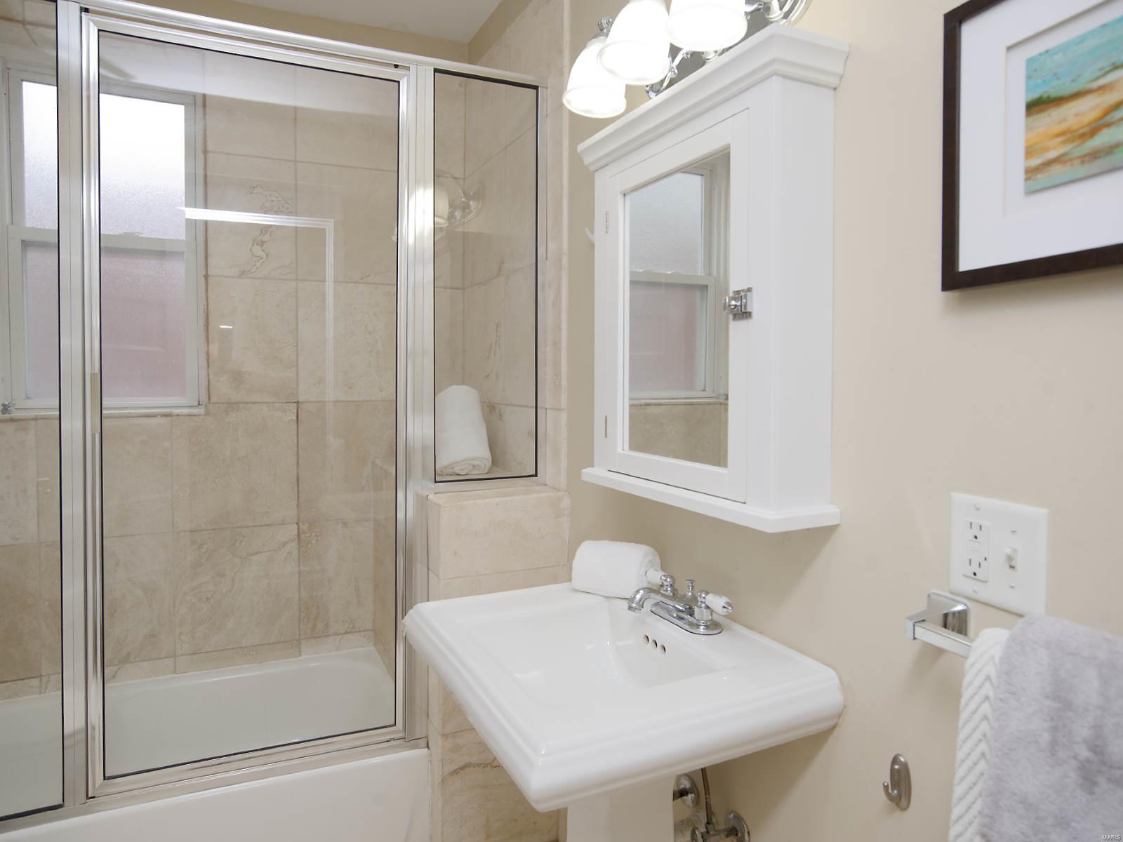 2155-57/Russell Blvd - Residential