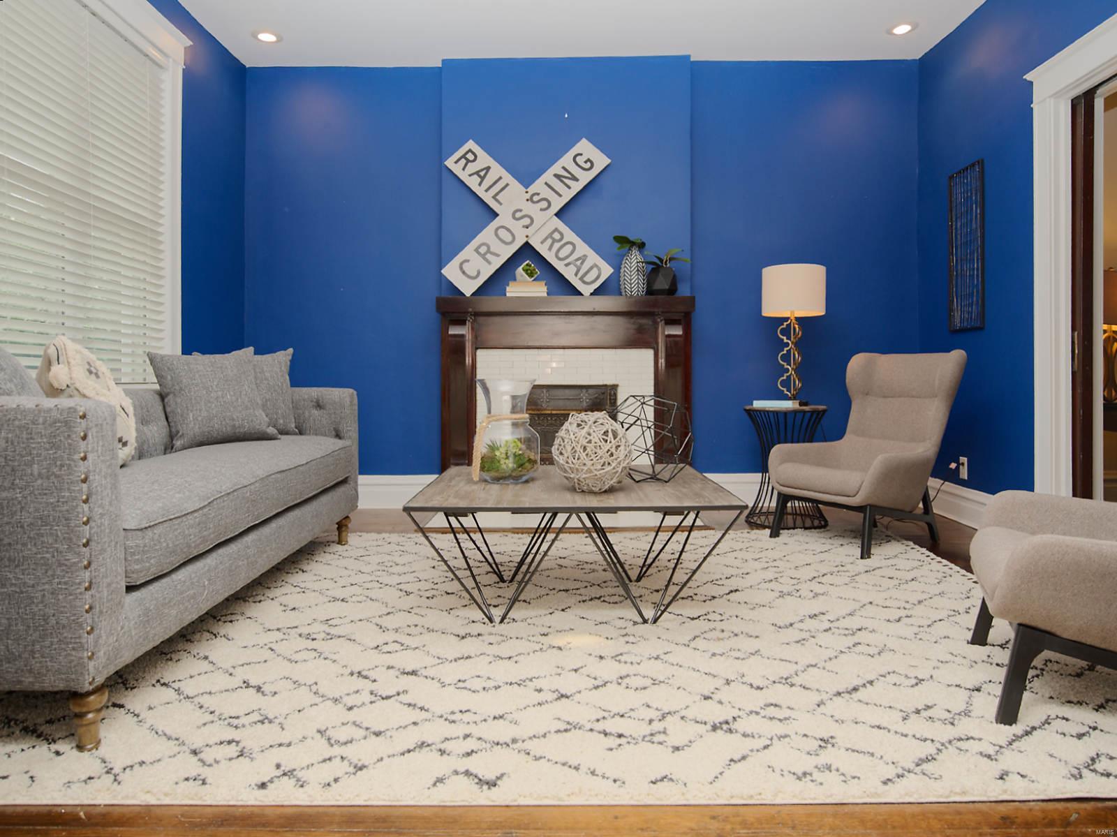 2155-57/Russell Blvd - Residential