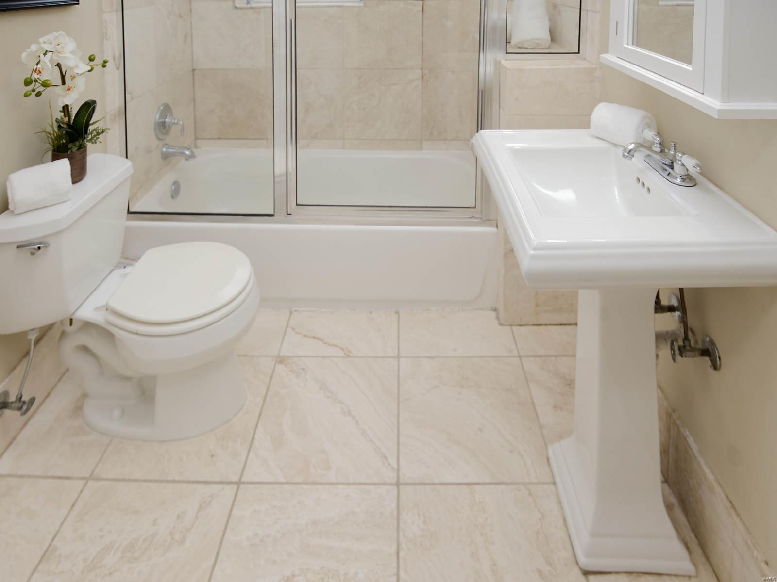 2155-57/Russell Blvd - Residential