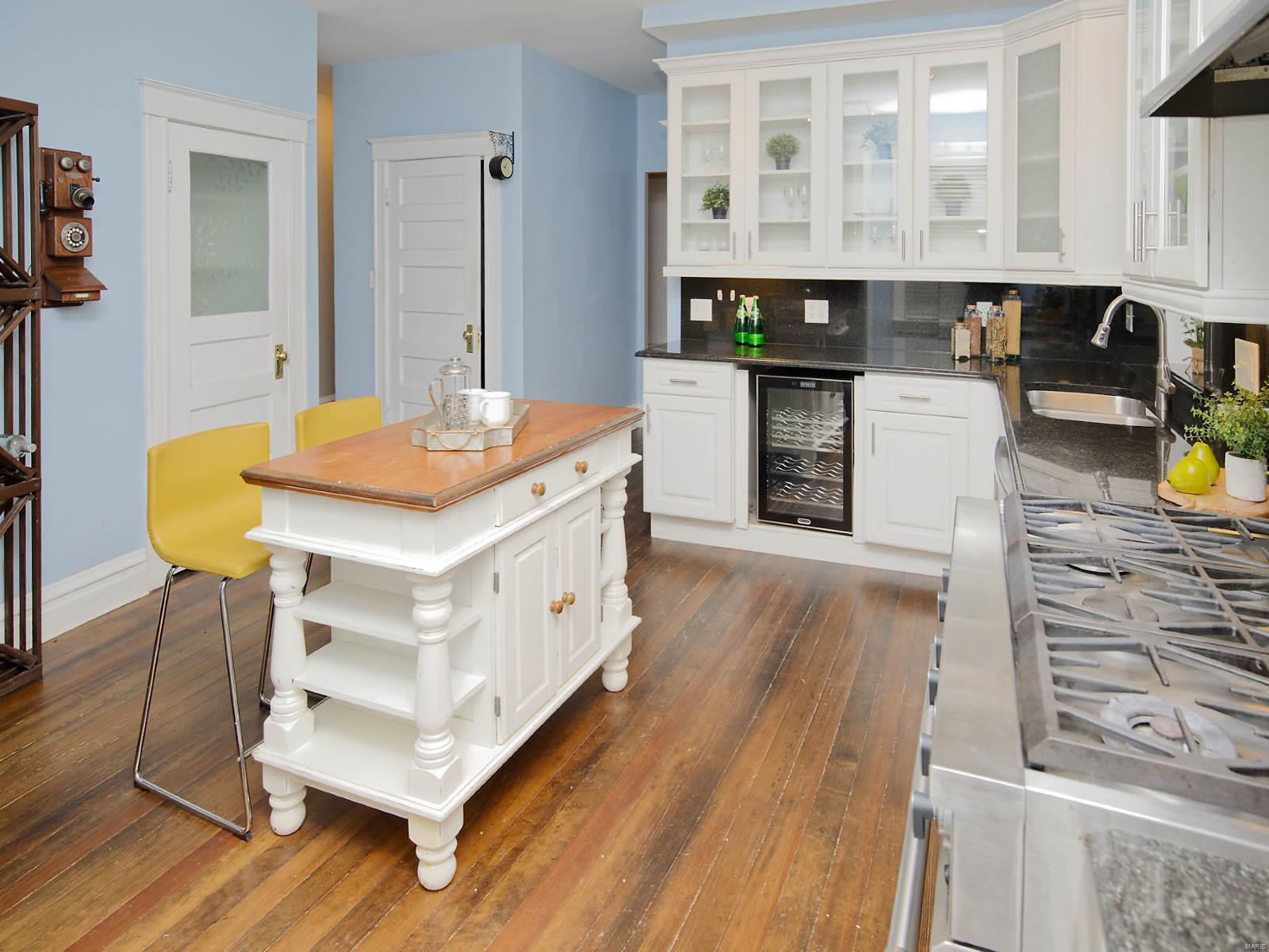 2155-57/Russell Blvd - Residential