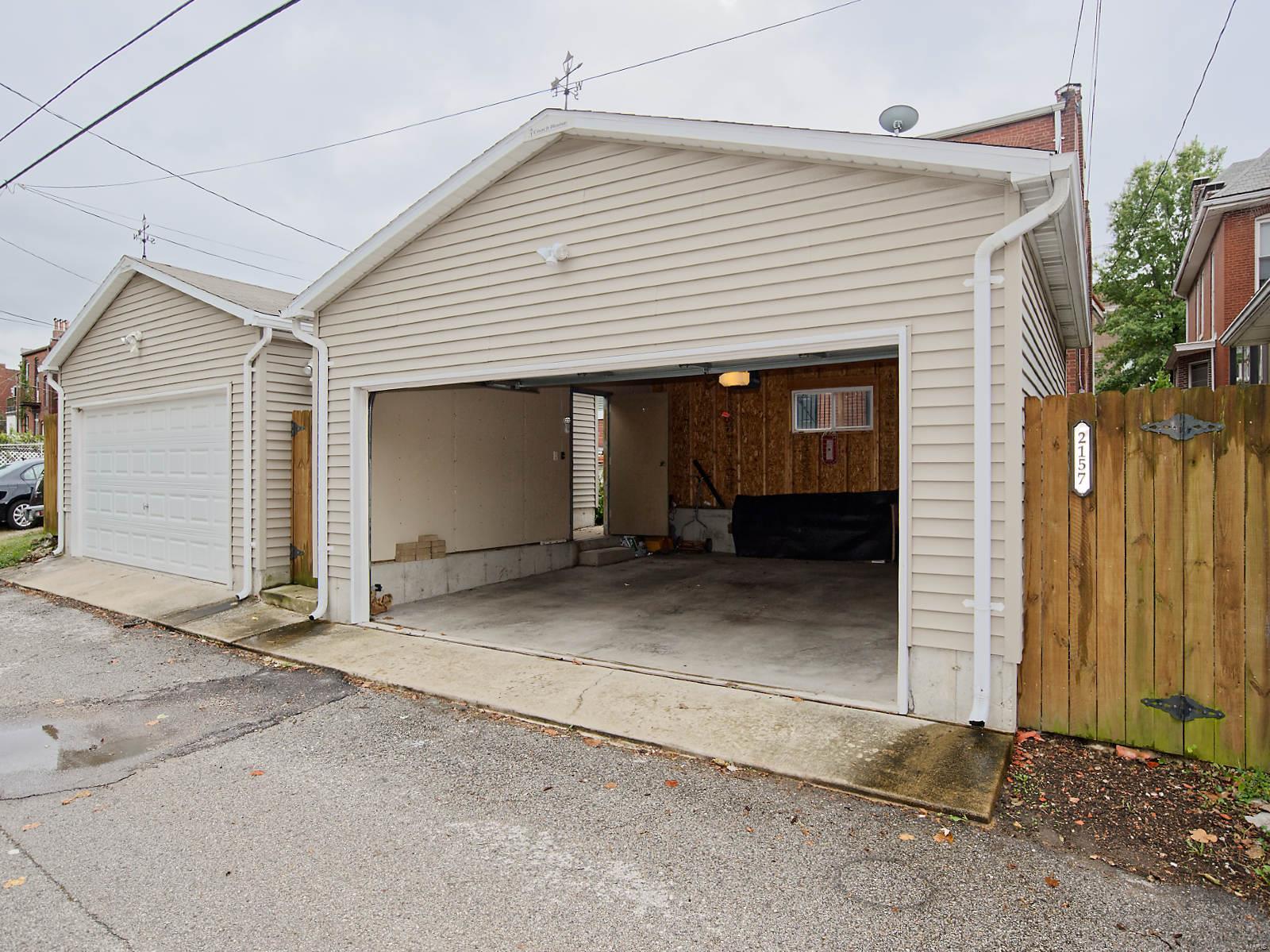 2155-57/Russell Blvd - Residential