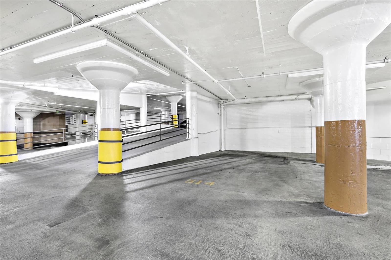 Park Plaza Residl 4th - Residential