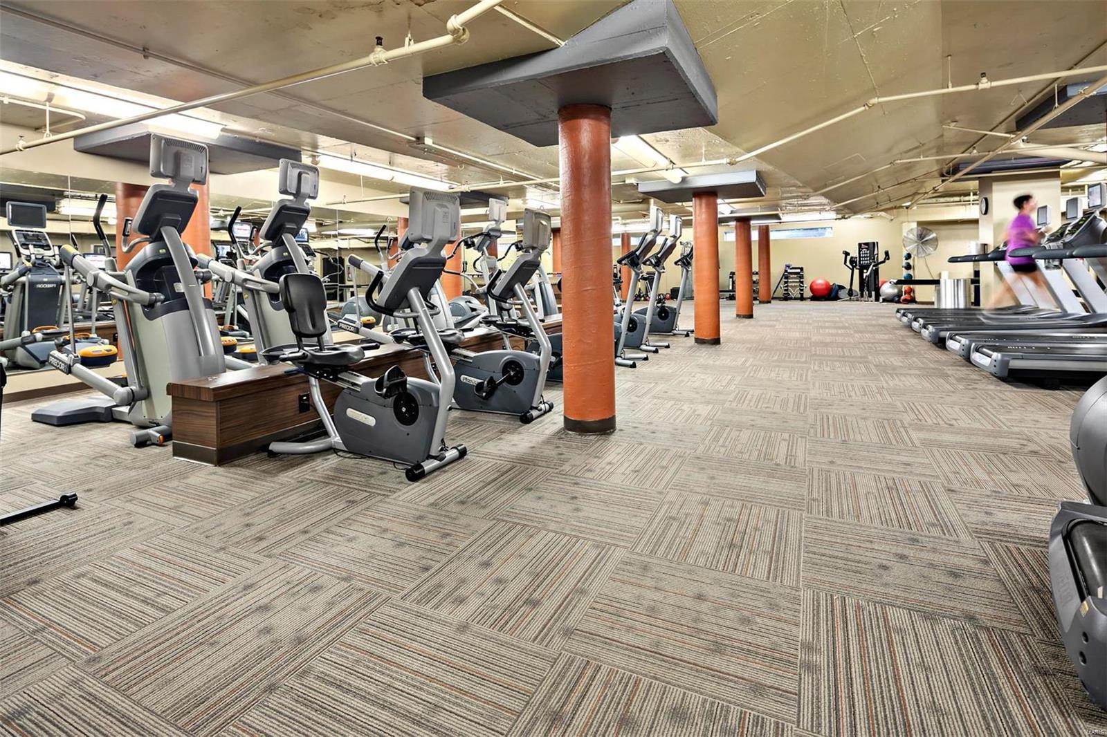 Park Plaza Residl 4th - Residential