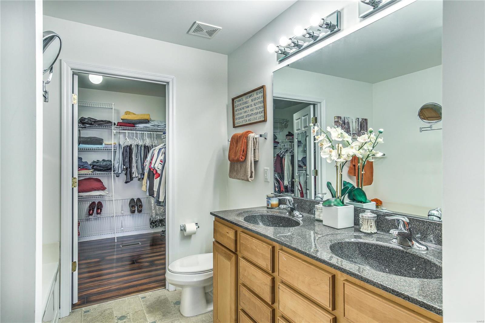 Montclair Villas - Residential