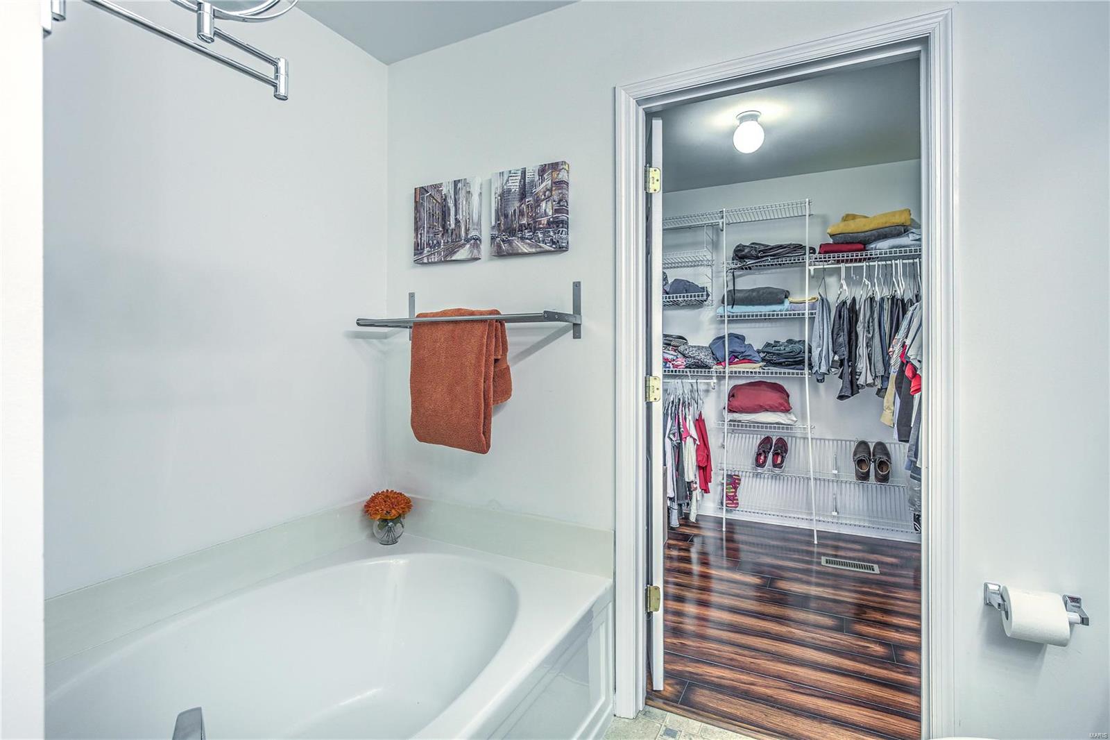 Montclair Villas - Residential