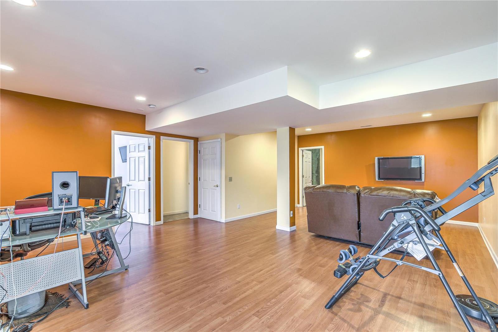 Montclair Villas - Residential