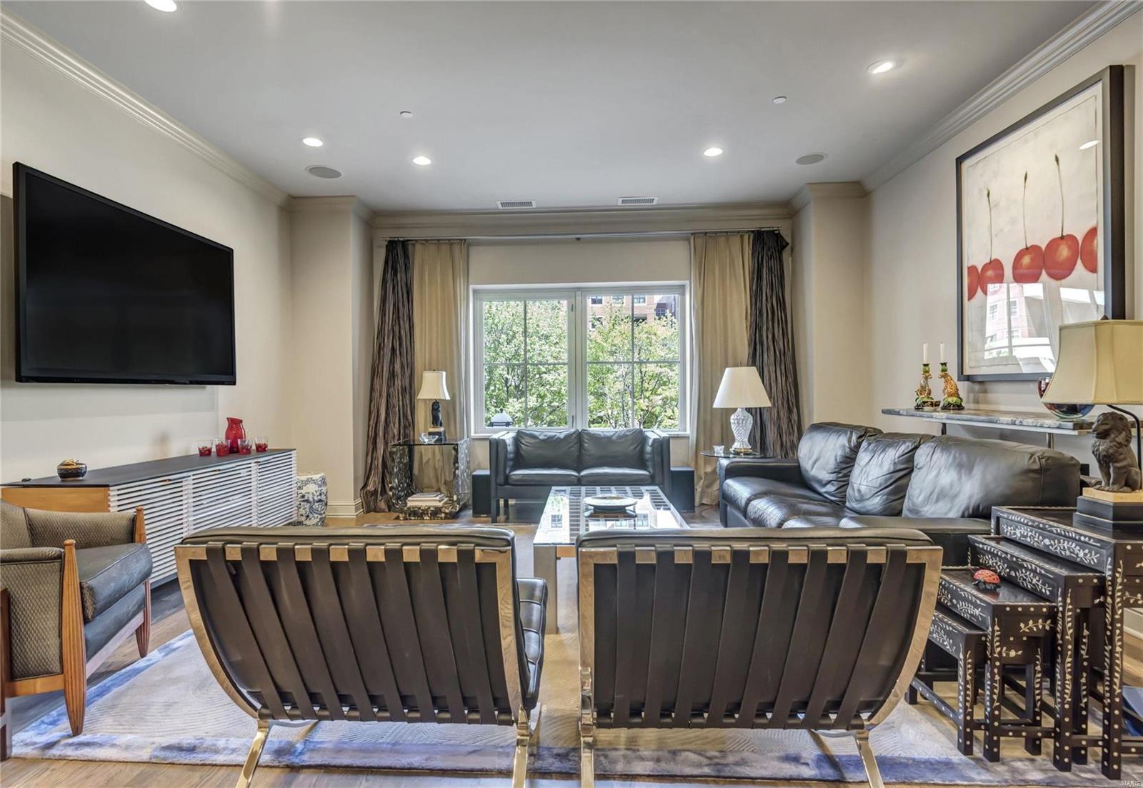 Plaza In Clayton A Condo The - Residential