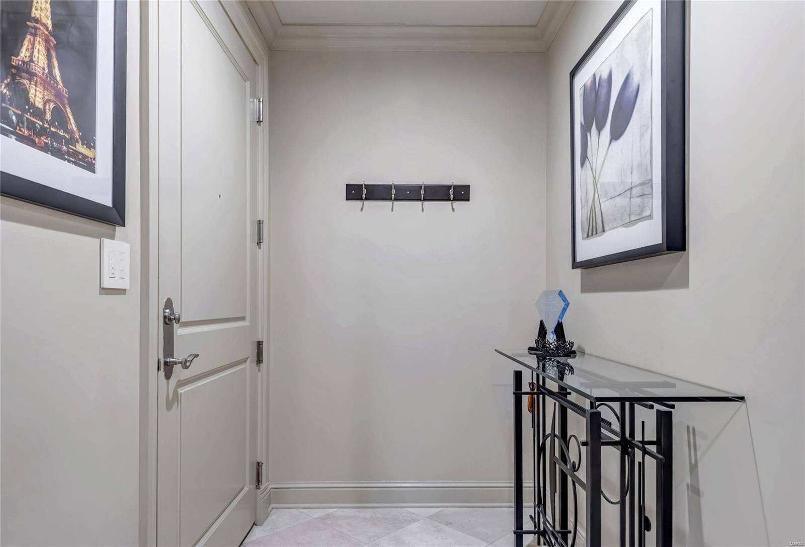 Plaza In Clayton A Condo The - Residential