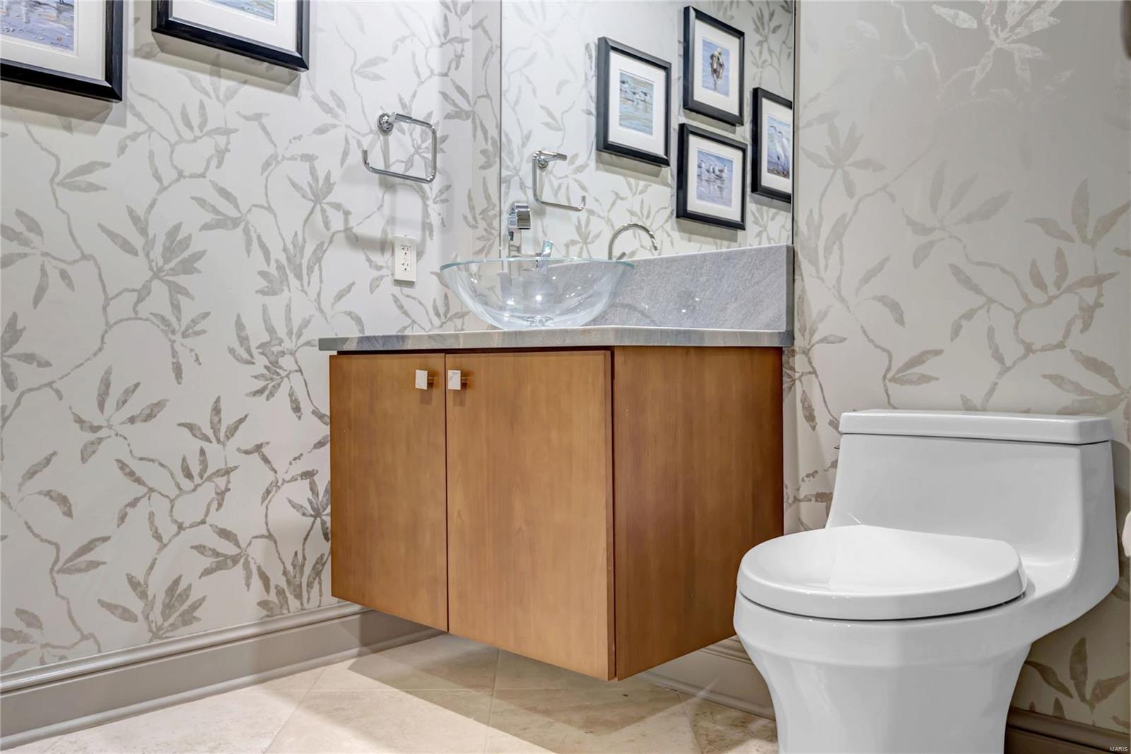 Plaza In Clayton A Condo The - Residential