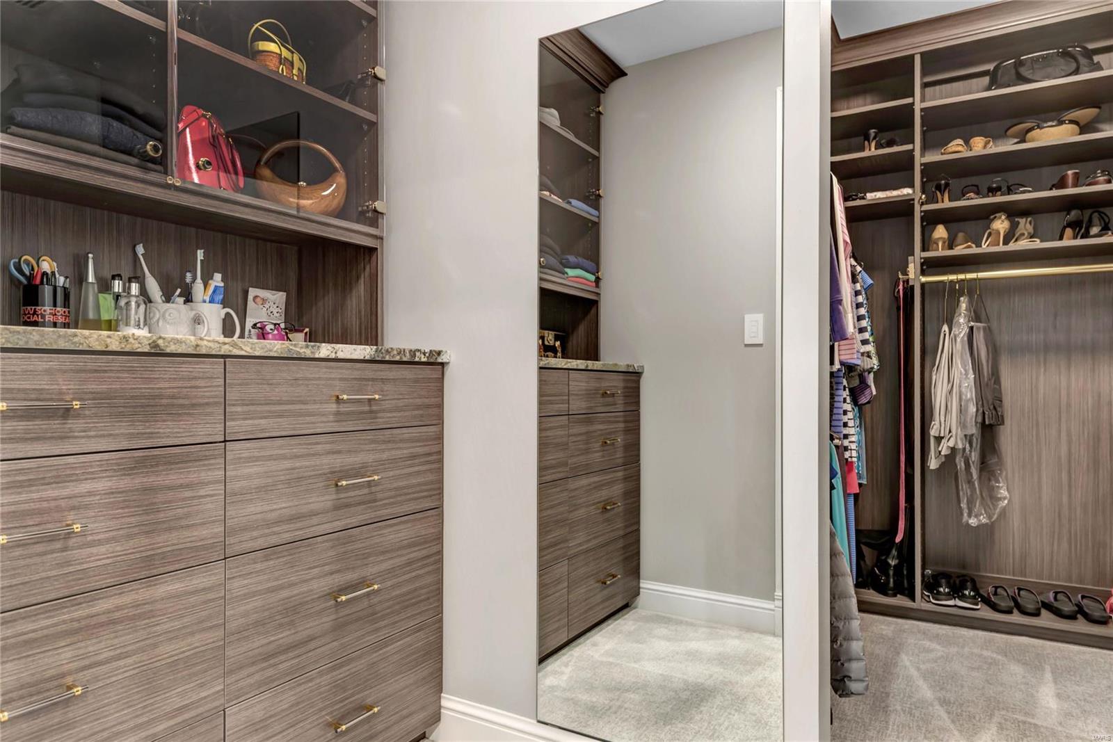 Plaza In Clayton A Condo The - Residential