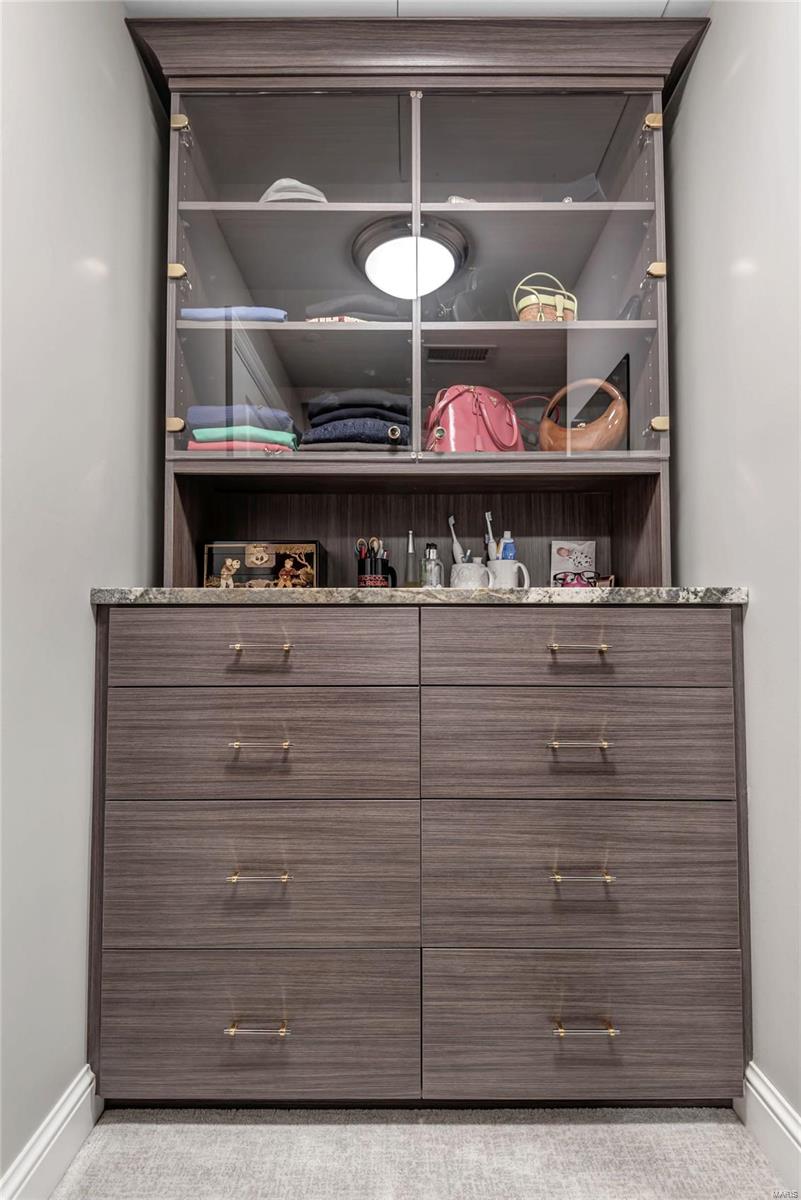 Plaza In Clayton A Condo The - Residential