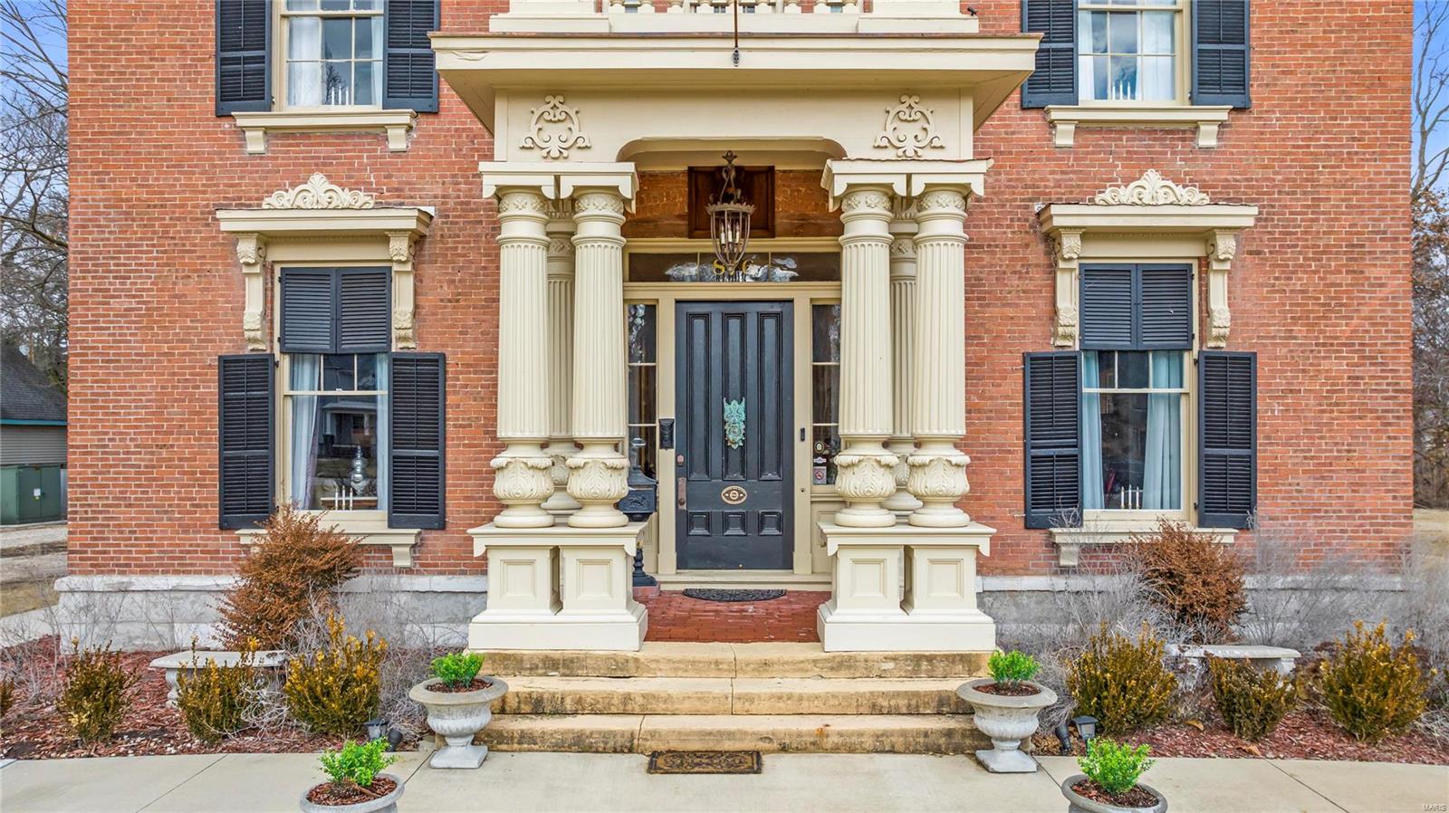 876 W State Street W