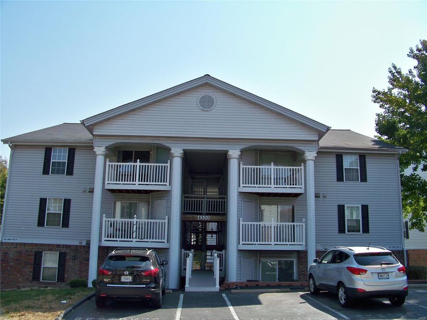 NEW PRICE!   Nice affordable 2 bdrm/2 full bath condo move-in ready & located in sought after Timber Hills Garden*Located on 3rd flr (first floor is partially below street level) so no noise above & once entering, everything you need is on same level including the laundry (stackable washer/dryer that stay)*Relax on the covered balcony for morning coffee*Large 12X10 Eat-in kitchen has ceramic flring, built-in micro, pantry & all appliances stay*Living Rm has beautiful wood veneer flring & walk-out to balcony*Storage includes wide 3-door closets in both bdrms & storage rm off deck*Reserved covered parking (#102) steps away & lots of extra guest parking*Low condo fee of $180 includes pool, outside maintenance, exterior insurance, street & parking maintenance, landscaping, sewer, water & trash*Great location close to Hwys 55/270*FHA Approved*Immediate occupancy available*Make this condo your home in time to enjoy walking the multi-treed neighborhood during the beautiful fall weather!! Location: End Unit, Upper Level