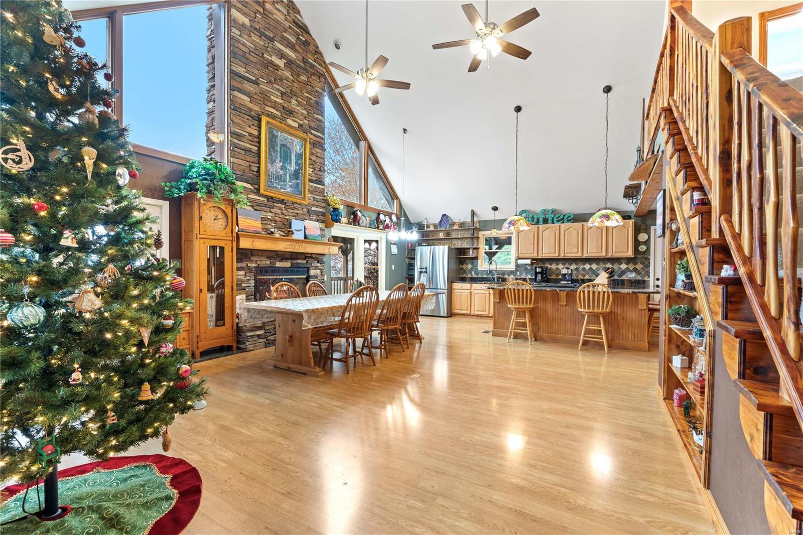 Dittmer, Missouri 63023, United States, 3 Bedrooms Bedrooms, ,2 BathroomsBathrooms,Residential,Pending,30347