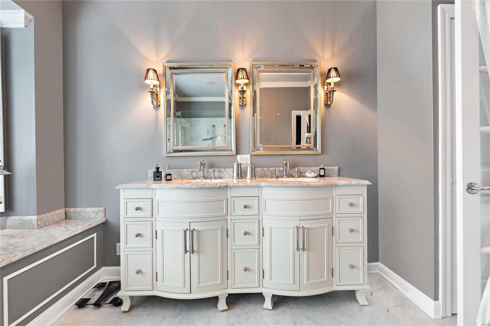 Twin Fawns Estates - Residential