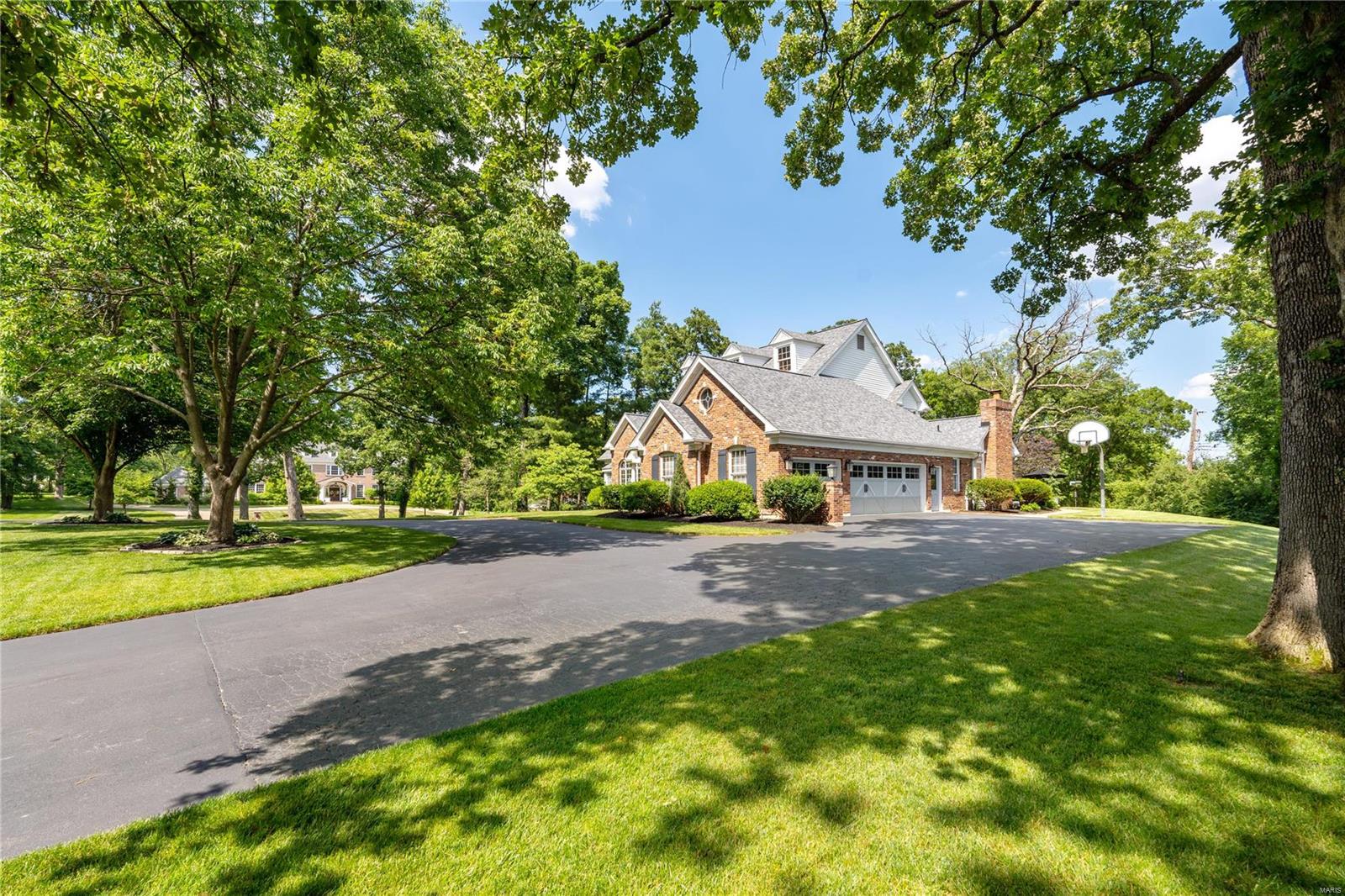 Twin Fawns Estates - Residential