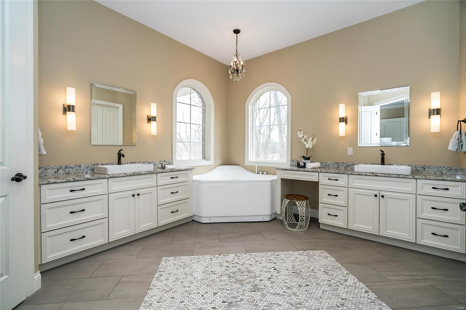 Enclave At Saddleback - Residential