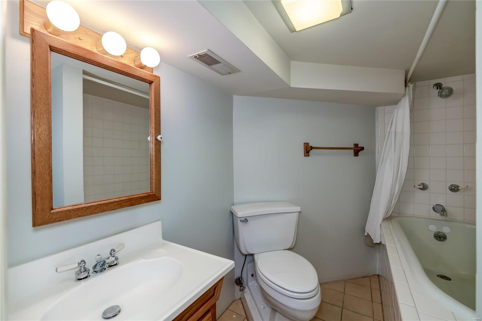 Forest Park Southeast - Residential