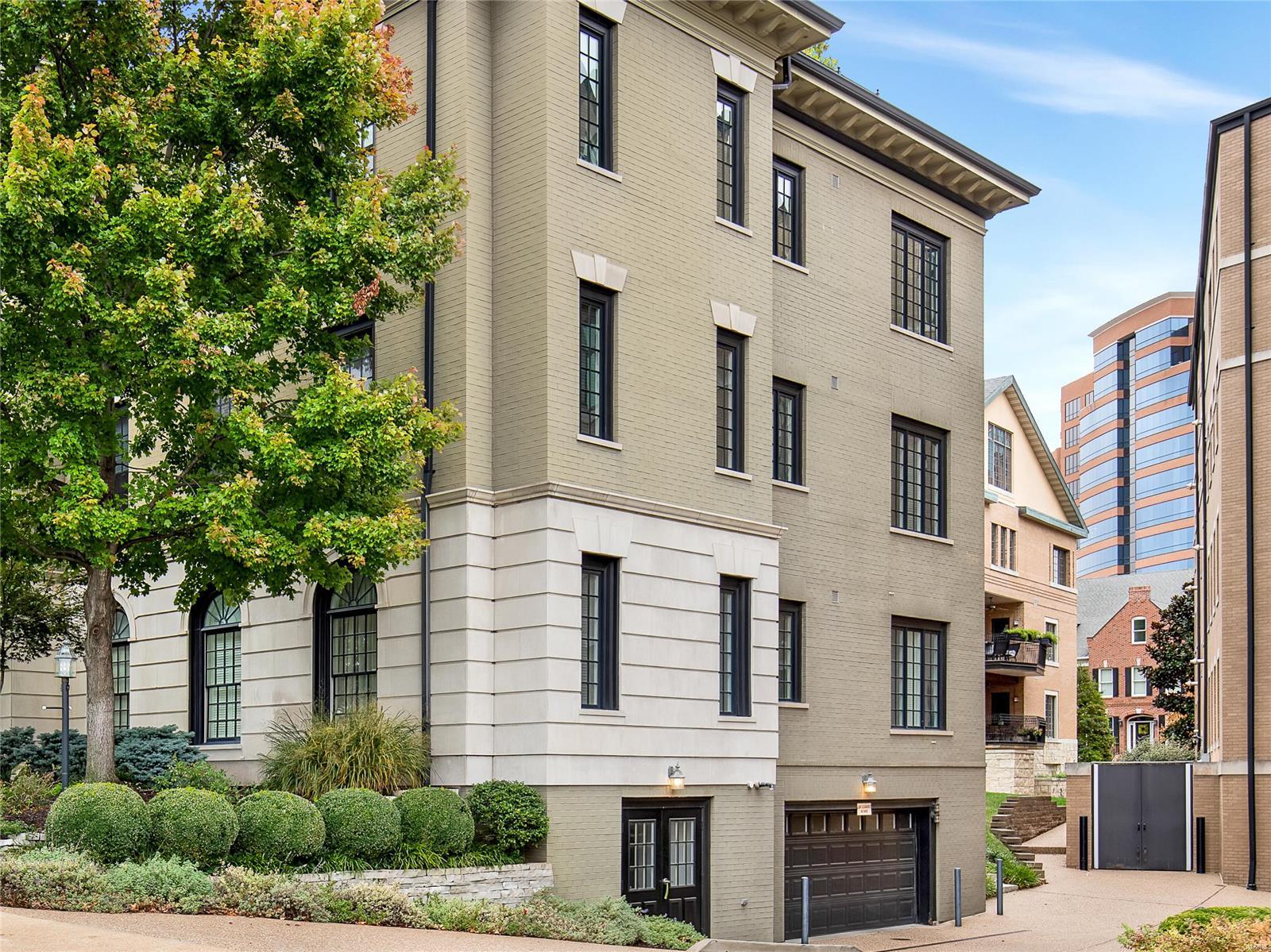 Shaw Place Condo - Residential