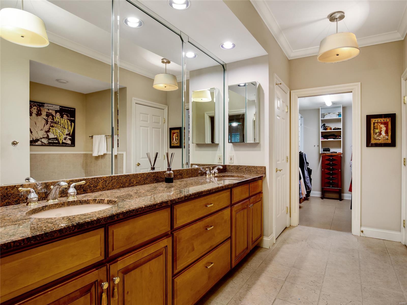 Shaw Place Condo - Residential