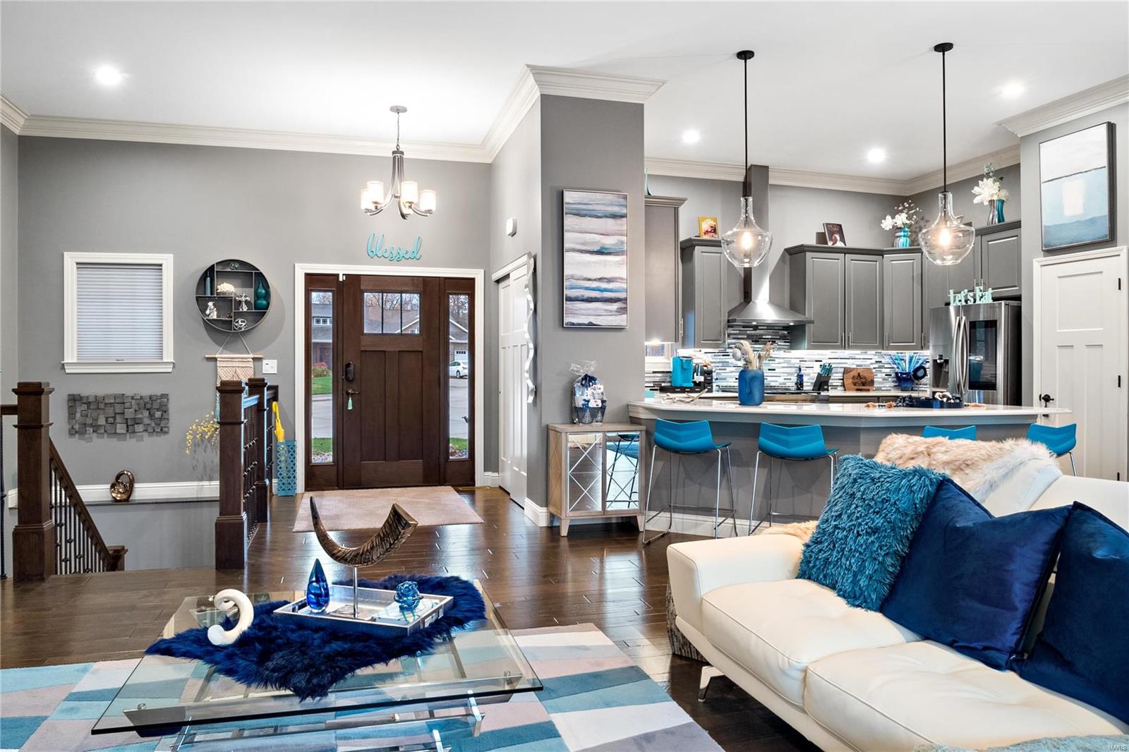 Maryville, Illinois 62062, United States, 4 Bedrooms Bedrooms, ,4 BathroomsBathrooms,Residential,Pending,30976