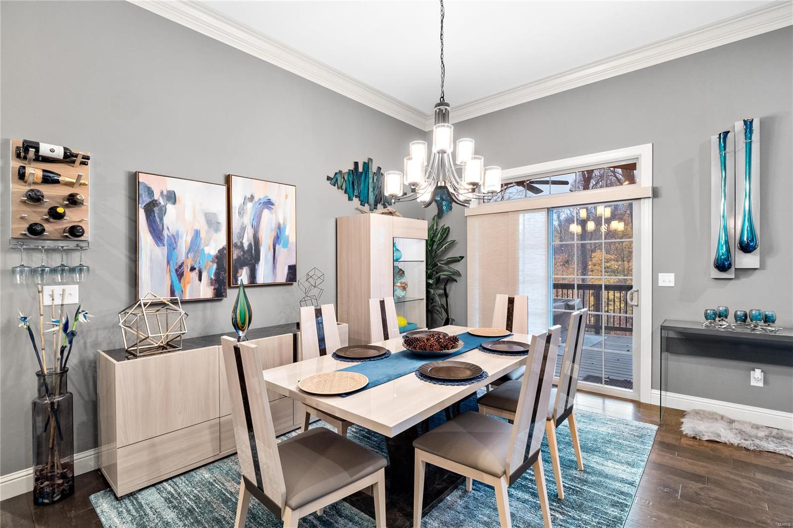 Maryville, Illinois 62062, United States, 4 Bedrooms Bedrooms, ,4 BathroomsBathrooms,Residential,Pending,30976