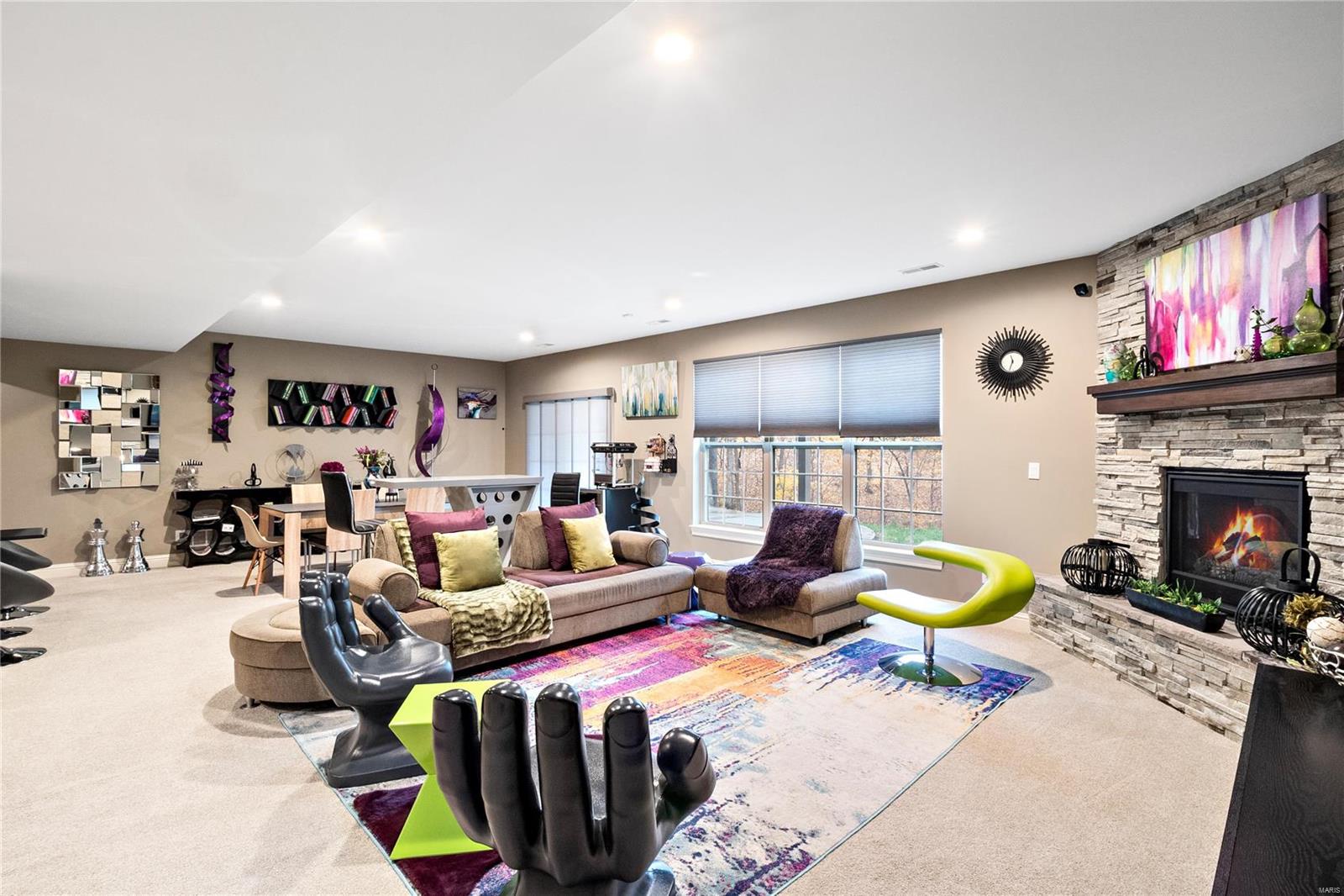 Maryville, Illinois 62062, United States, 4 Bedrooms Bedrooms, ,4 BathroomsBathrooms,Residential,Pending,30976