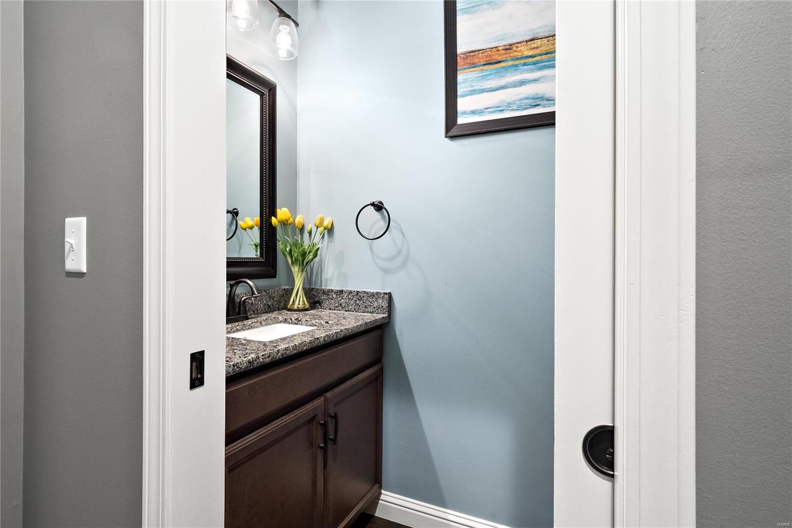 Maryville, Illinois 62062, United States, 4 Bedrooms Bedrooms, ,4 BathroomsBathrooms,Residential,Pending,30976