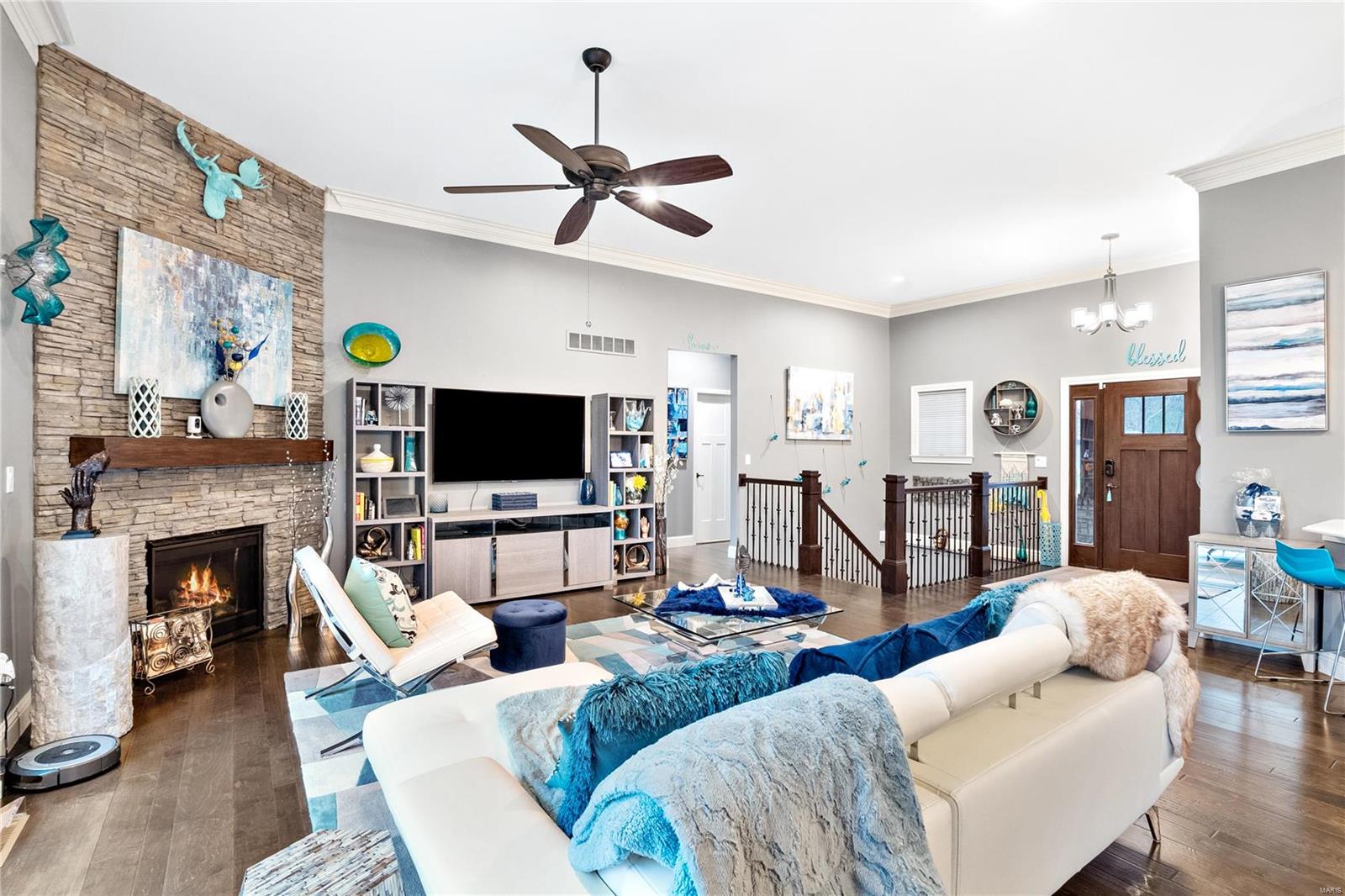 Maryville, Illinois 62062, United States, 4 Bedrooms Bedrooms, ,4 BathroomsBathrooms,Residential,Pending,30976