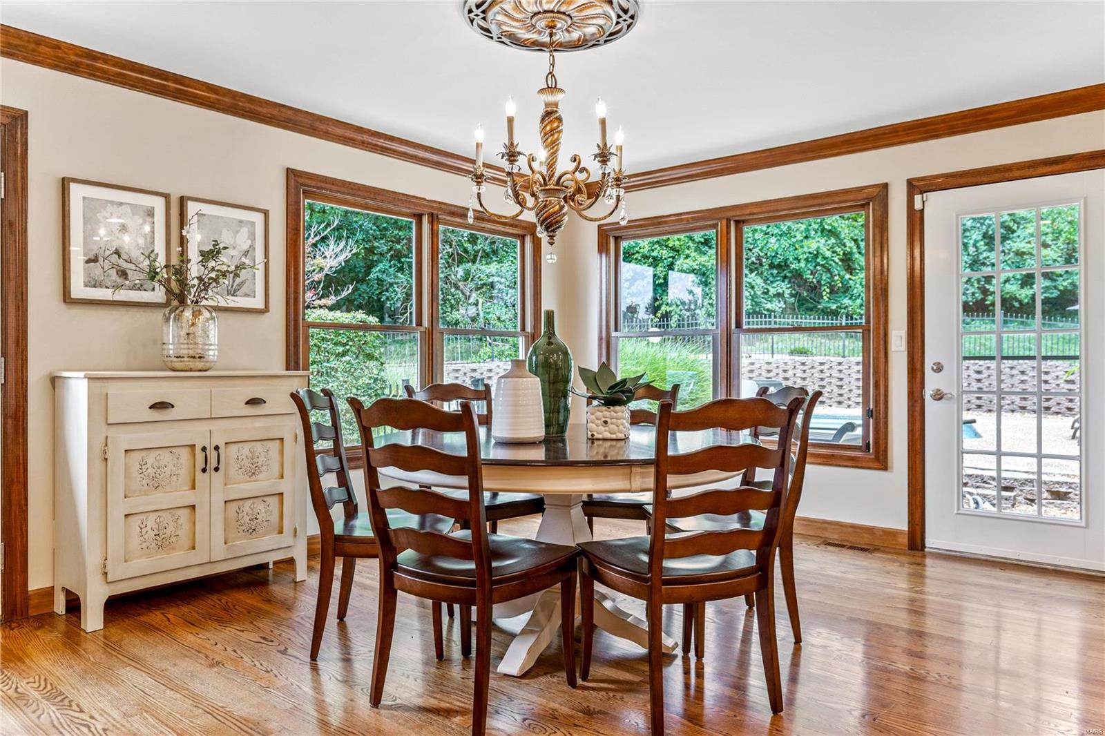 Village On Conway One The - Residential