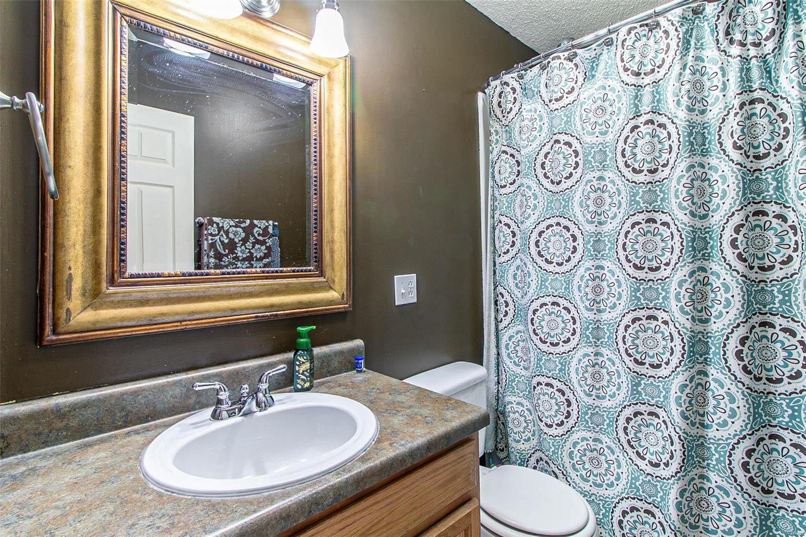 Colonial Meadow - Residential