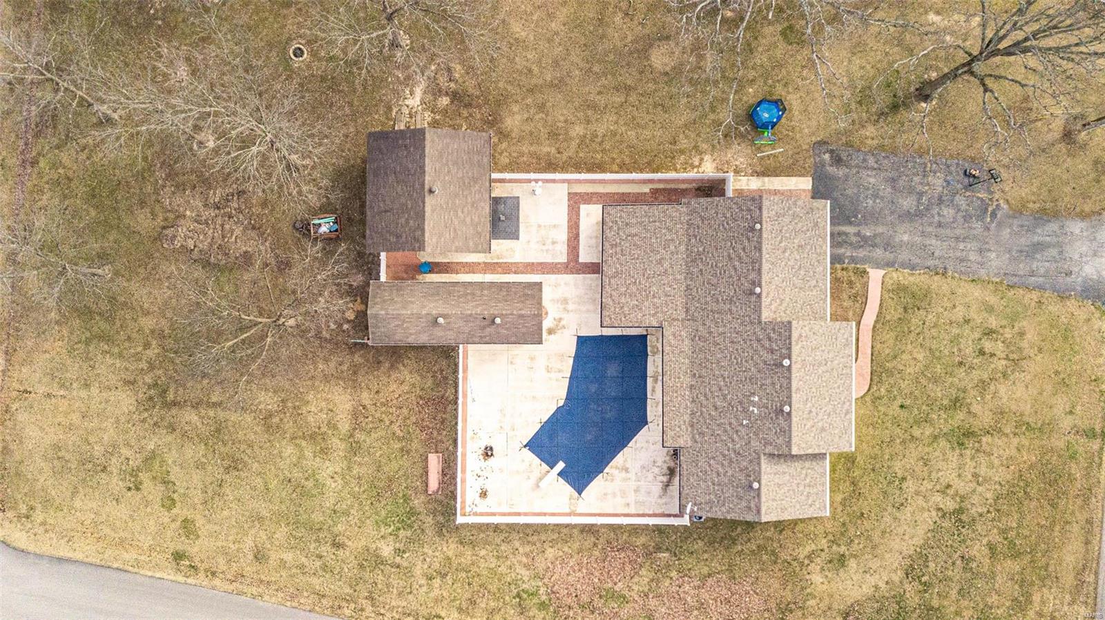 Colonial Meadow - Residential