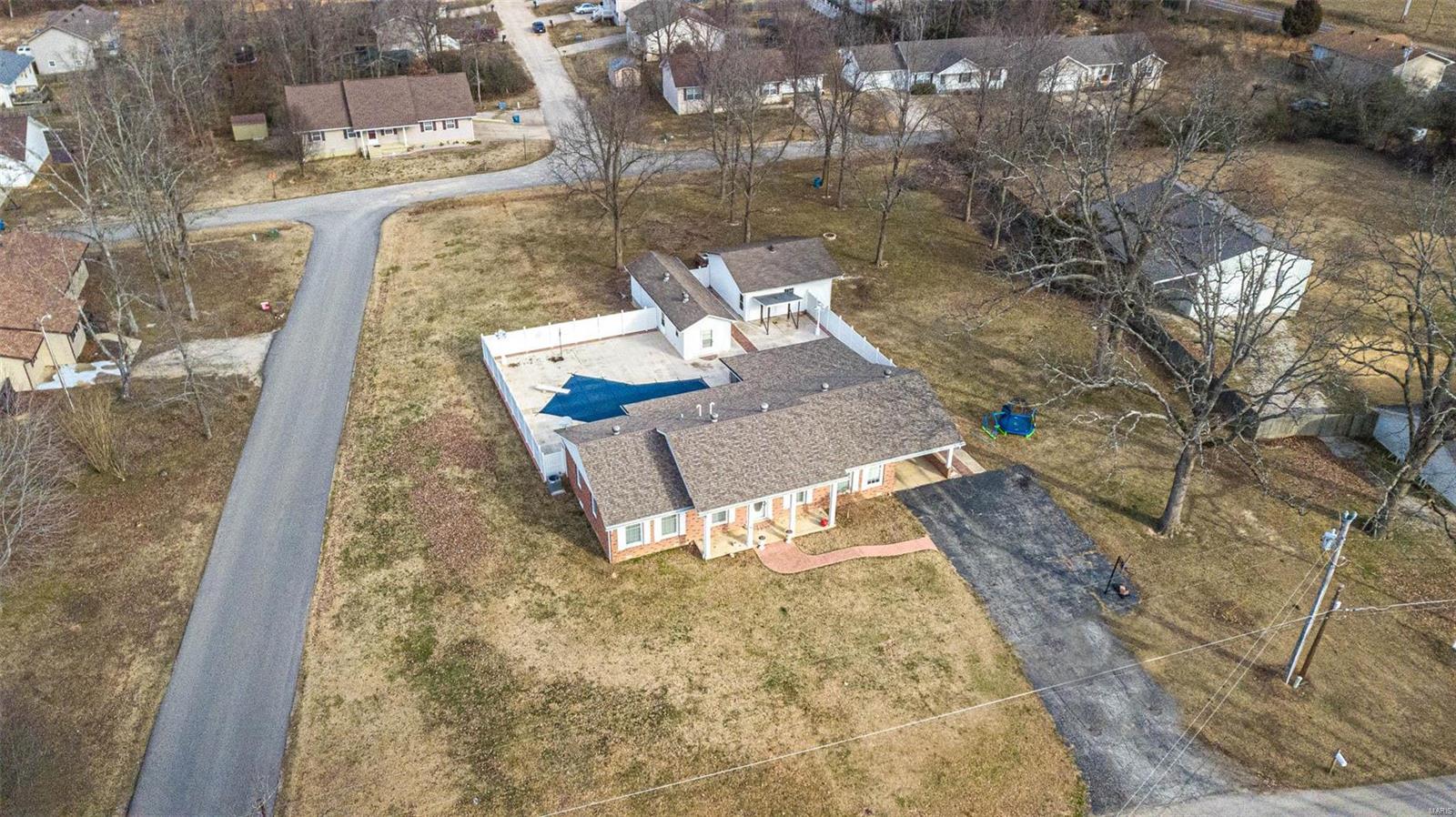 Colonial Meadow - Residential