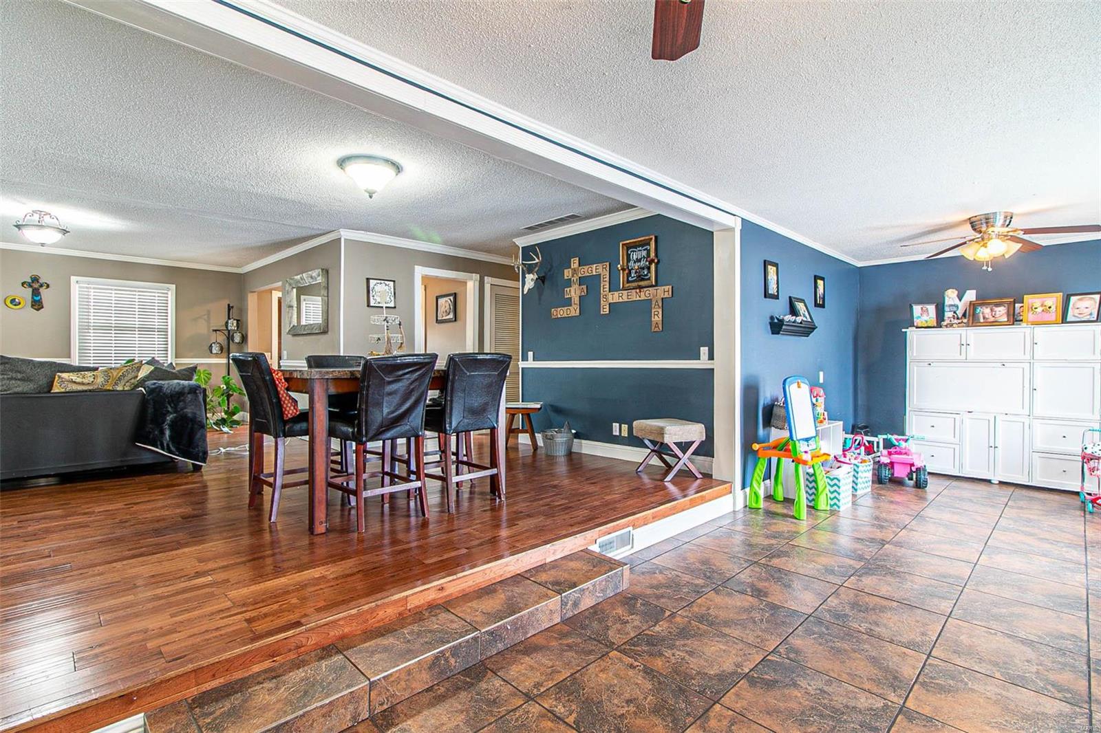 Colonial Meadow - Residential