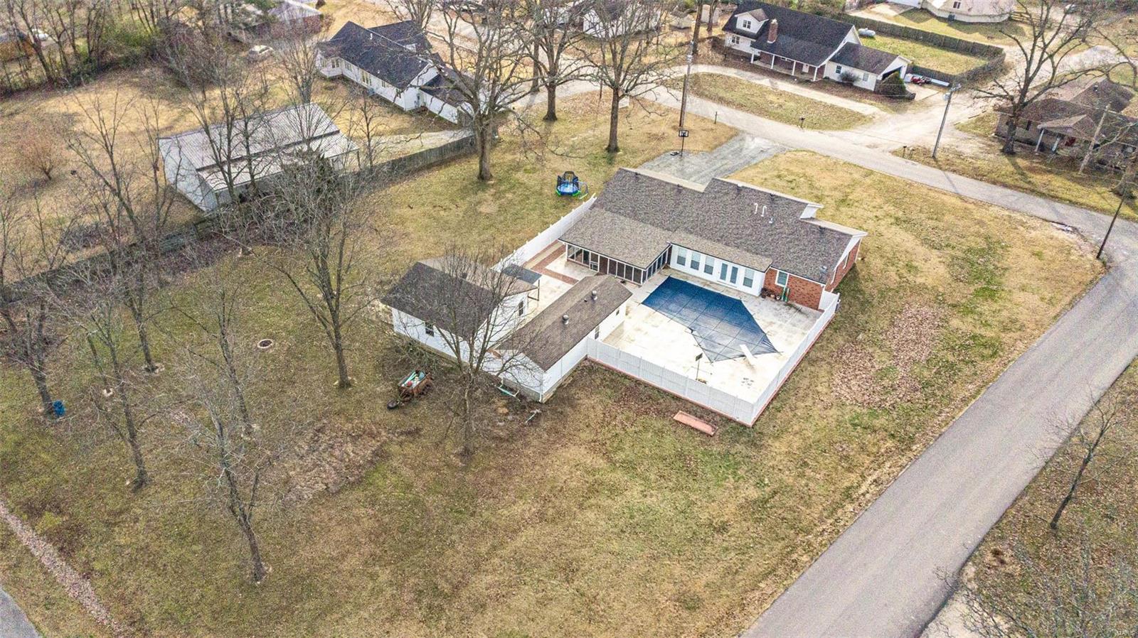 Colonial Meadow - Residential