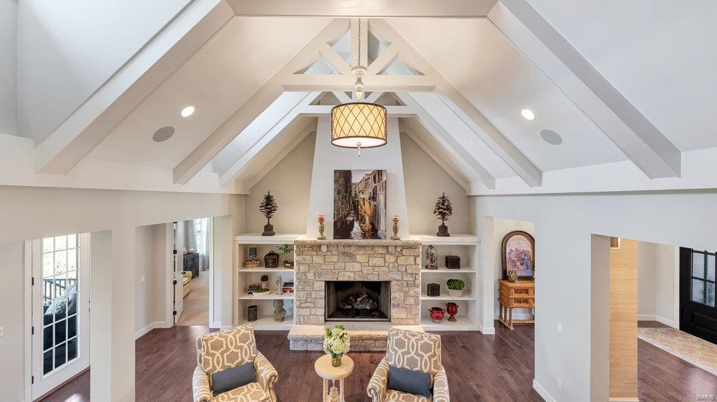 Enclave Bellerive Seven - Residential