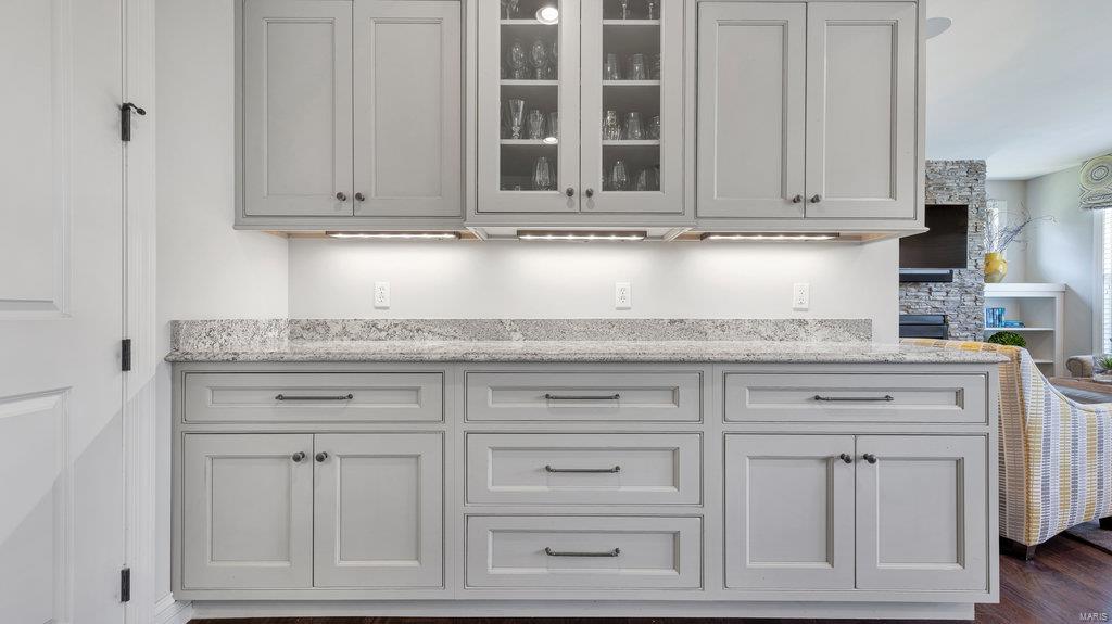 Enclave Bellerive Seven - Residential