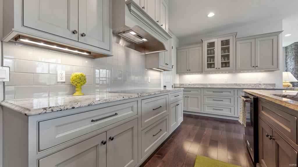 Enclave Bellerive Seven - Residential