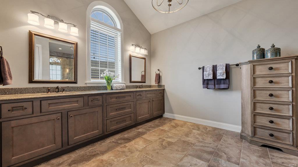 Enclave Bellerive Seven - Residential