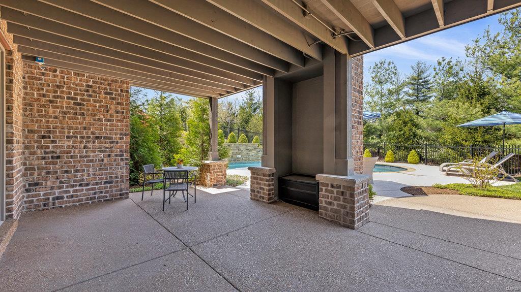 Enclave Bellerive Seven - Residential