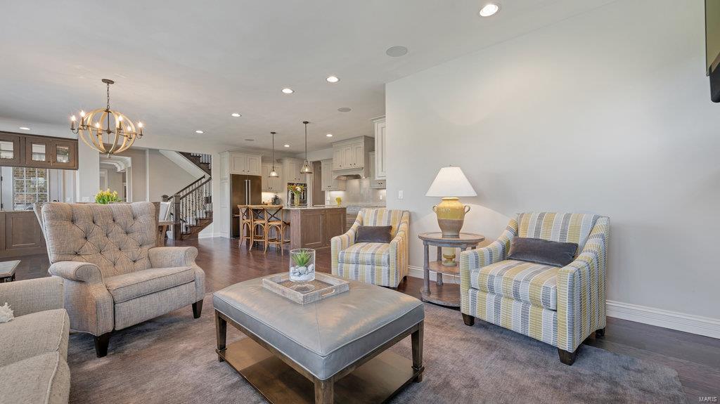 Enclave Bellerive Seven - Residential