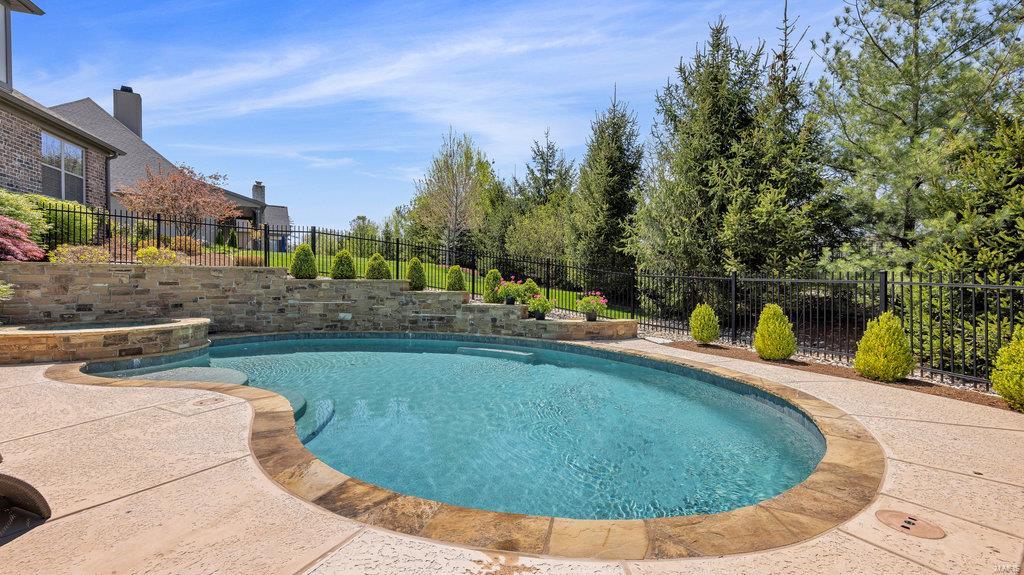 Enclave Bellerive Seven - Residential