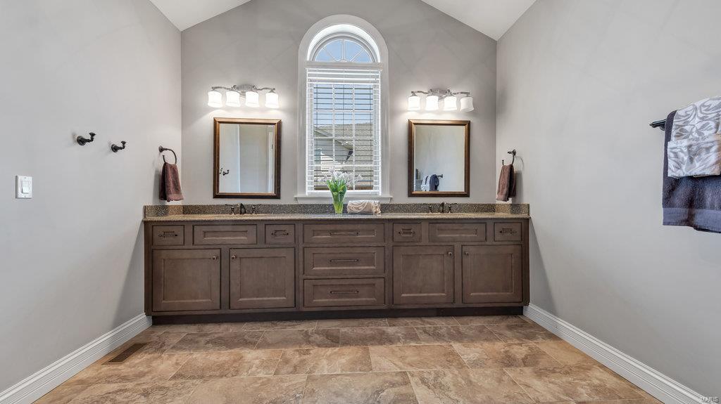 Enclave Bellerive Seven - Residential