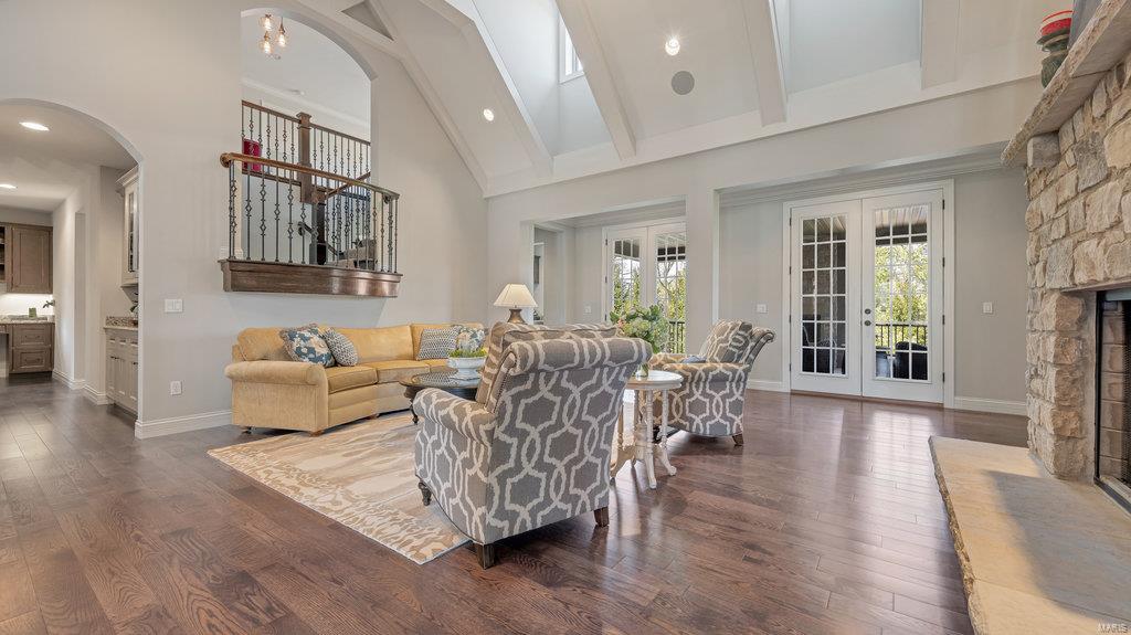 Enclave Bellerive Seven - Residential