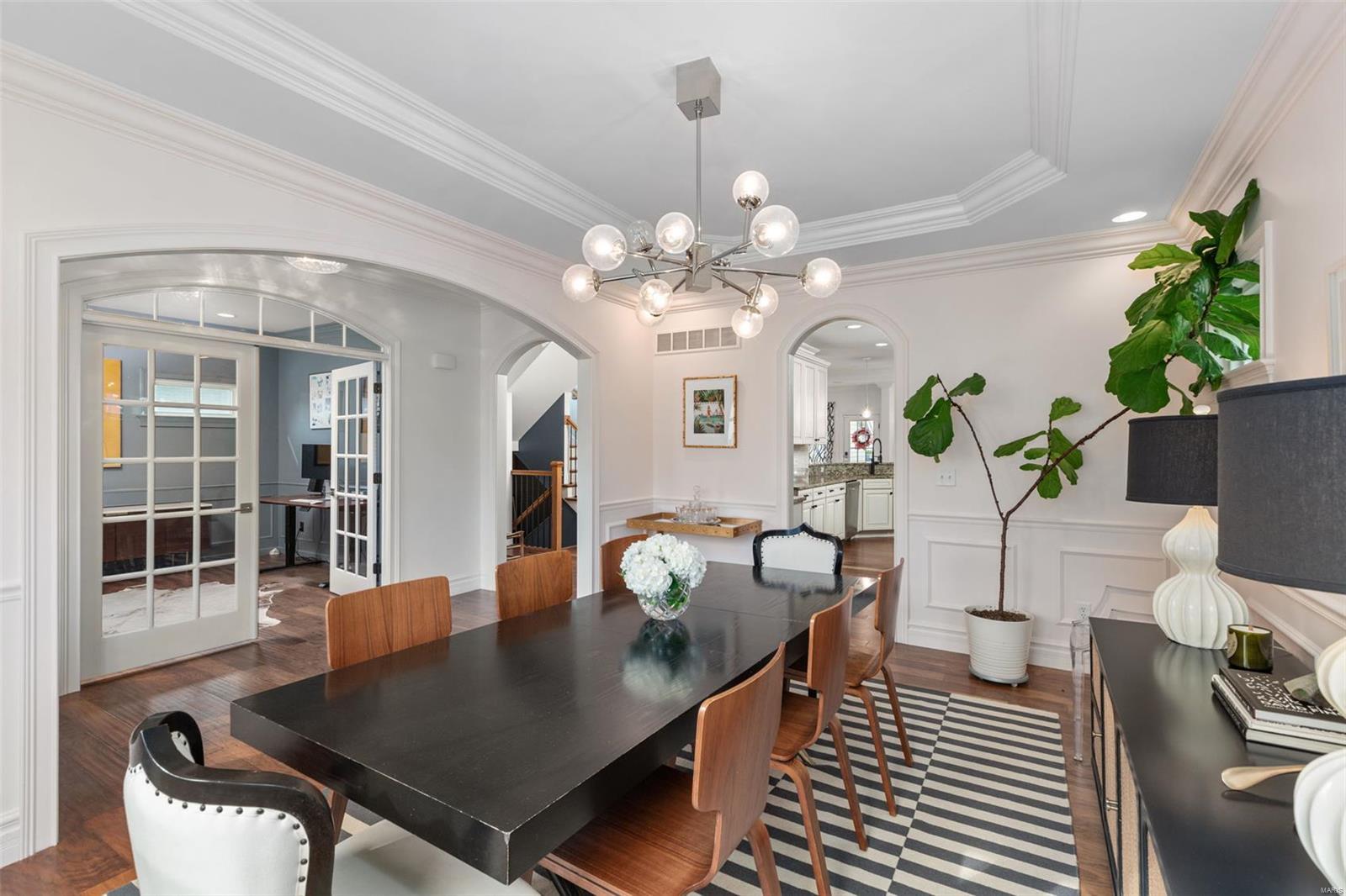 15 Midpark Lane