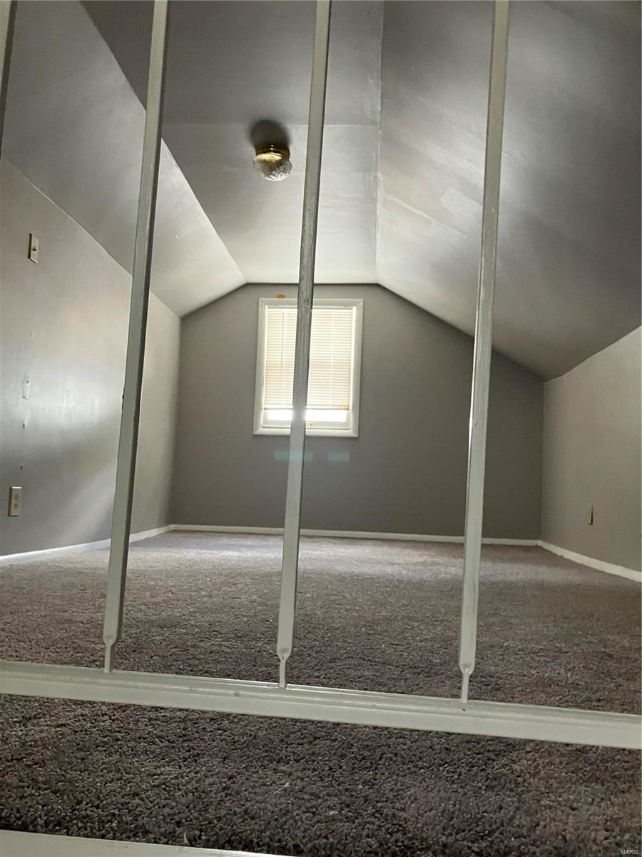 West Walnut Manor - Residential