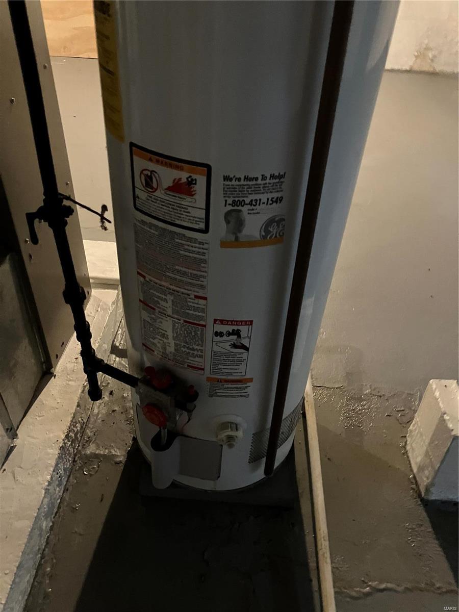 West Walnut Manor - Residential