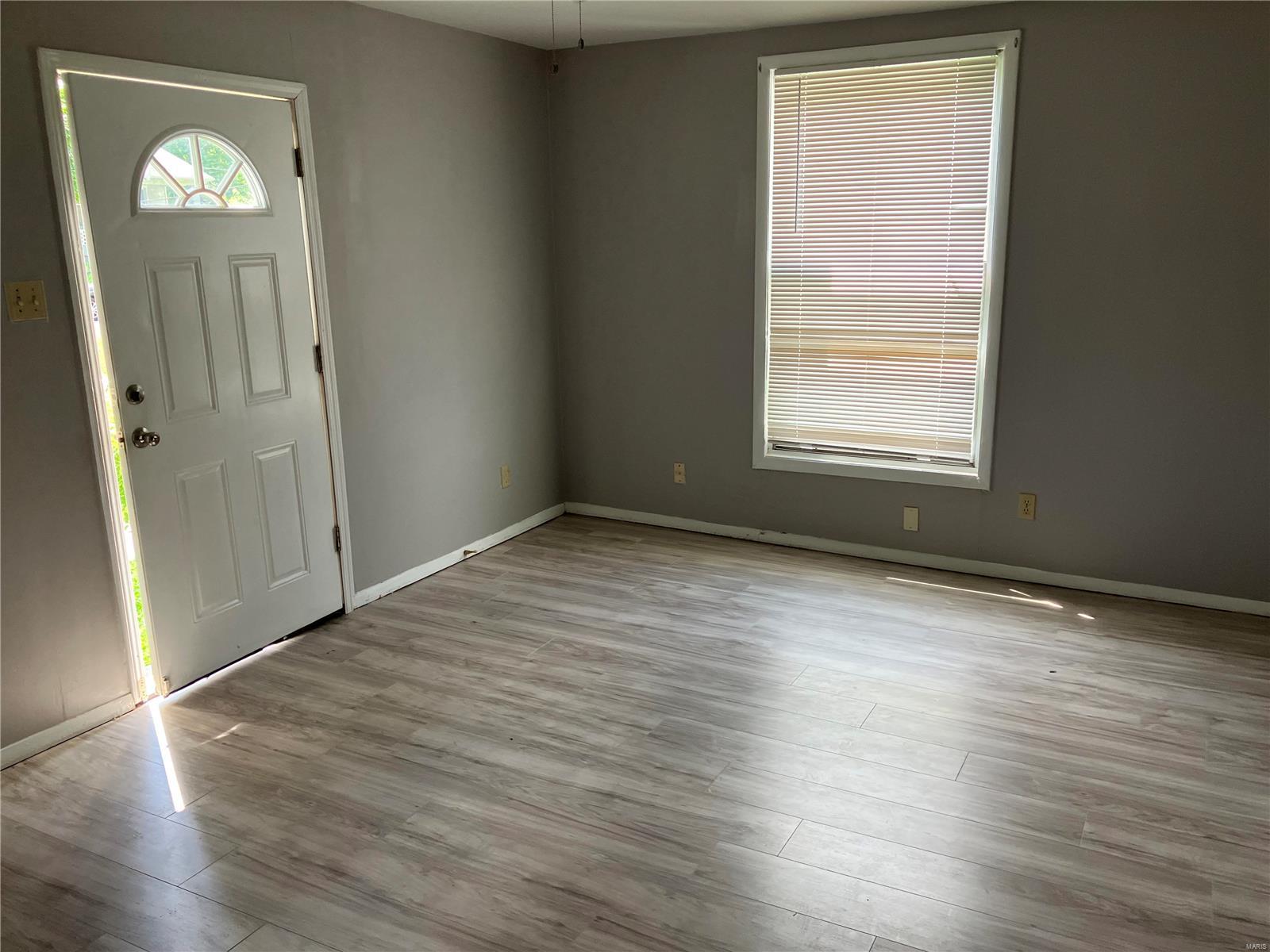 West Walnut Manor - Residential