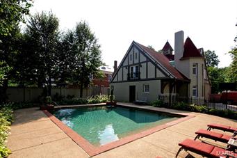 Westmoreland Place - Residential