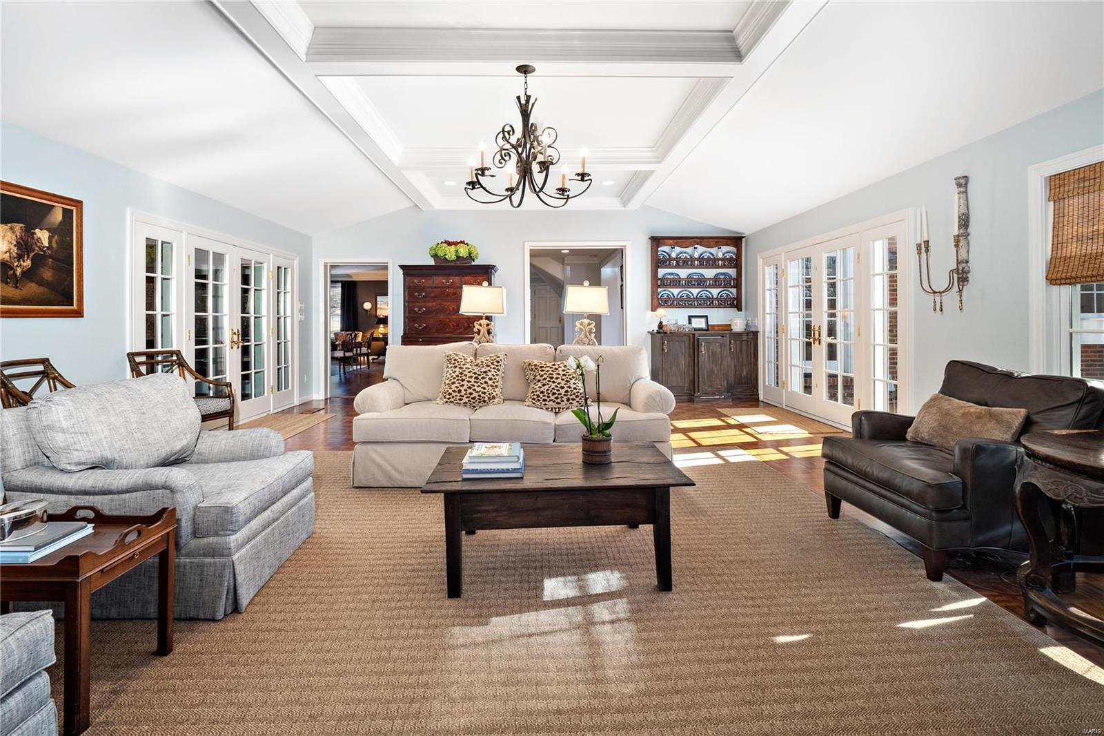 Colonial Hills - Residential